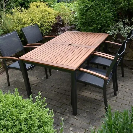 Uitzicht Op De Moezel In * Ürzig